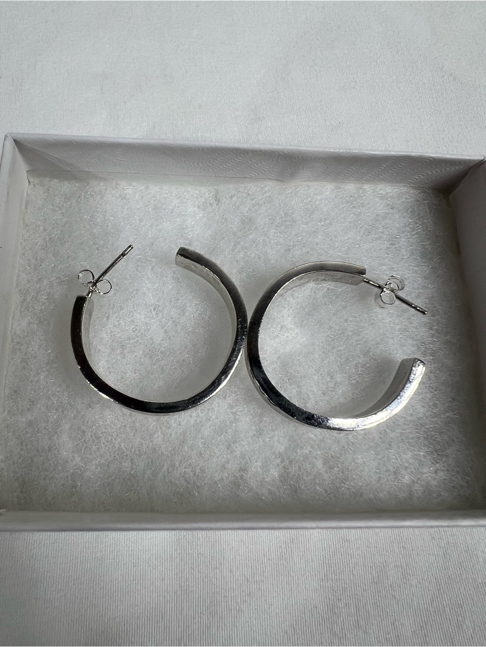 Tiffany & Co. Signed 925 Sterling Silver Round Hoop Earrings Butterfly Back
